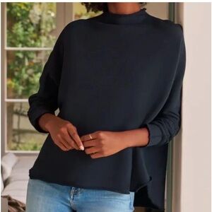 Frank & Eileen Effie Funnel Neck Capelet Sweatshirt Women's Size Medium Black